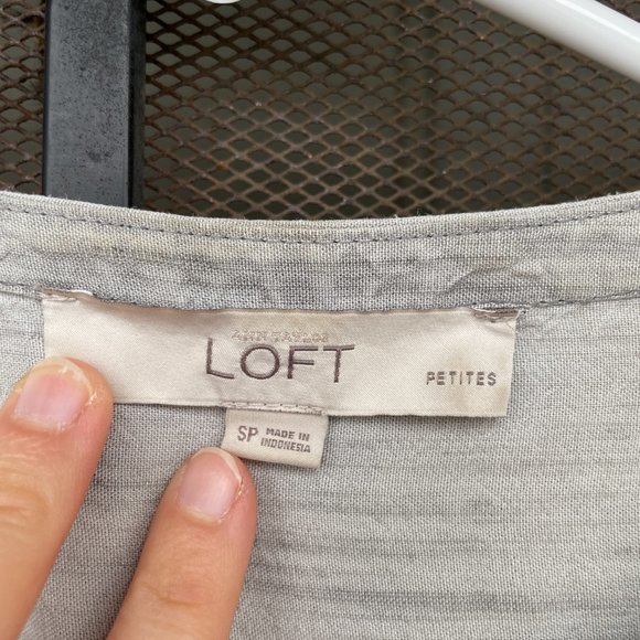 LOFT Chambray collarless button-up shirt with pockets - Picture 2 of 3